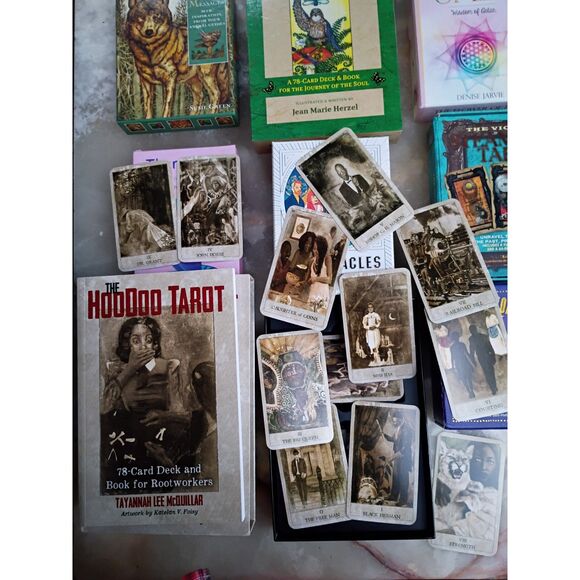 9 Tarot Decks - New Open Box - Picture 10 of 12